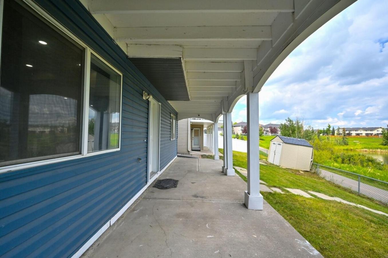 52-3 Bed Suite On Lake Central Ac By Airport Calgary Zewnętrze zdjęcie